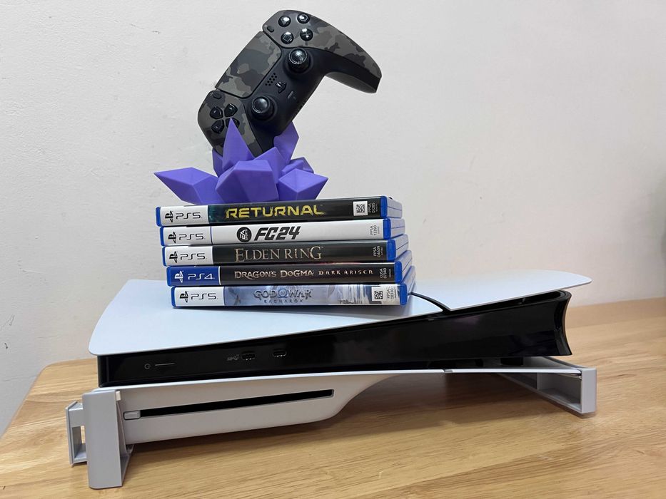 PlayStation 5 slim - disk edition + 5 jocuri