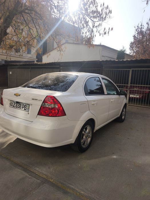 Продаю свою машину nexia3  в хорошем состоянии