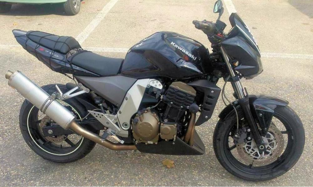 Bug Spoiler Kawasaki Z 1000 Z750 , pinten carena inferioara , NOU z100