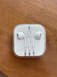 Apple слушалки с lighting cable