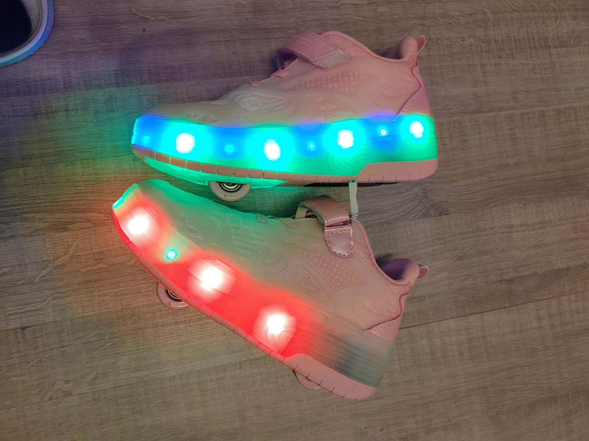 Pantofi sport cu role/ mărime 35