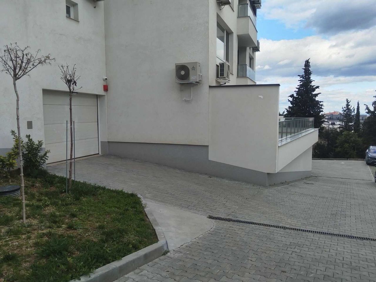 Дава се под наем Гараж / Паркомясто в Стара Загора, Три чучура - север - 22 кв.м за 86.7 € - Снимка #4