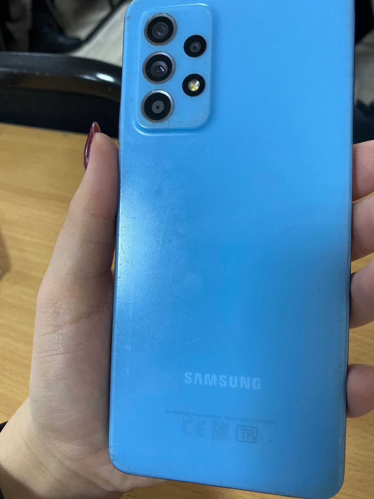 Продам Samsung A52