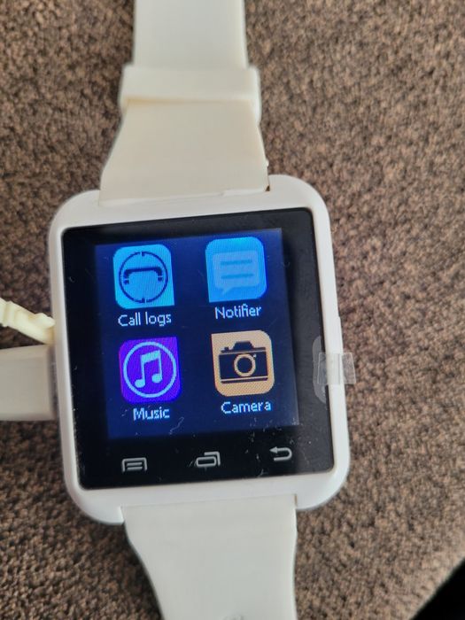 Ceas smartwatch cu touch-screen