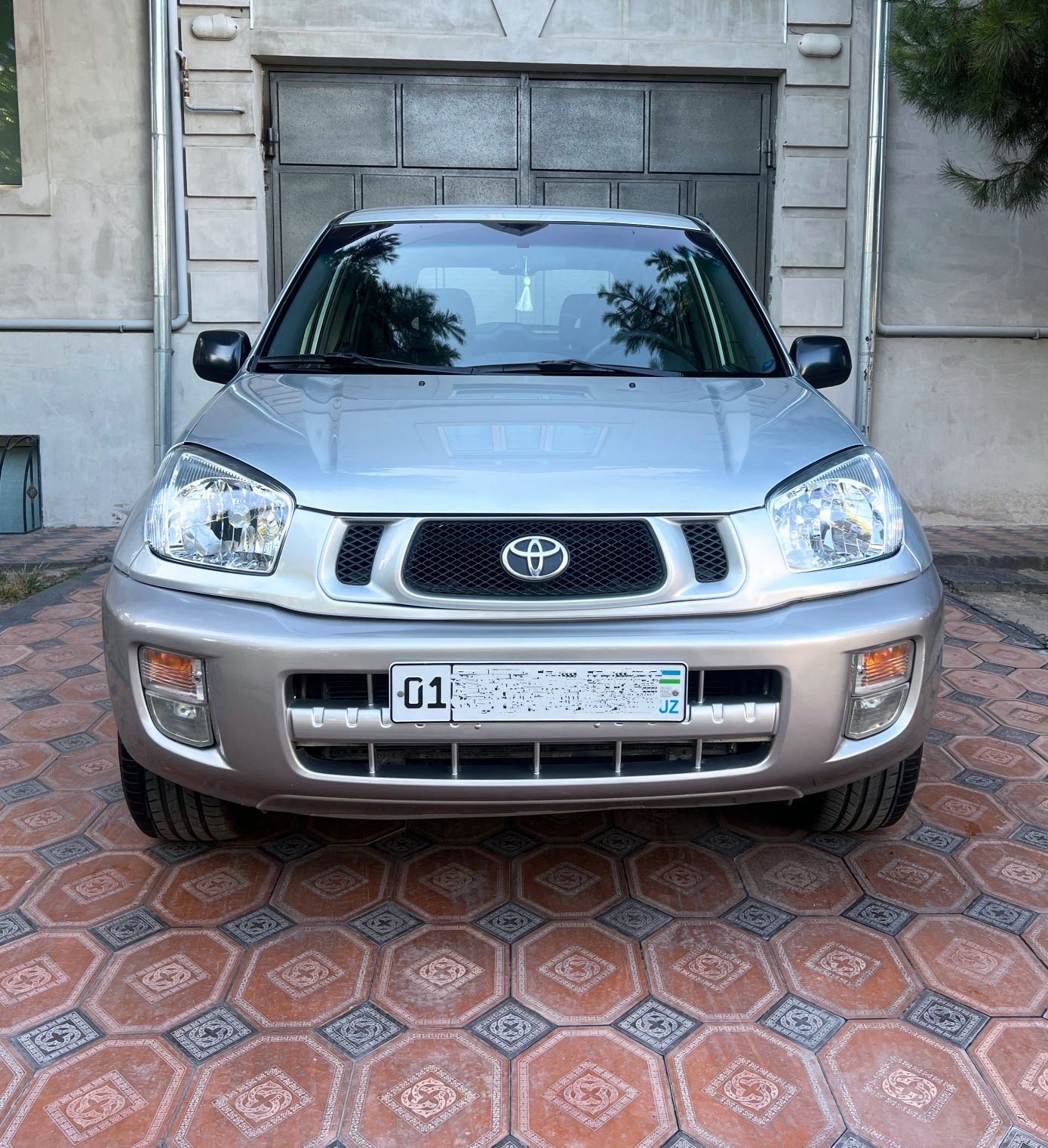 Toyota RAV4  Avtomat