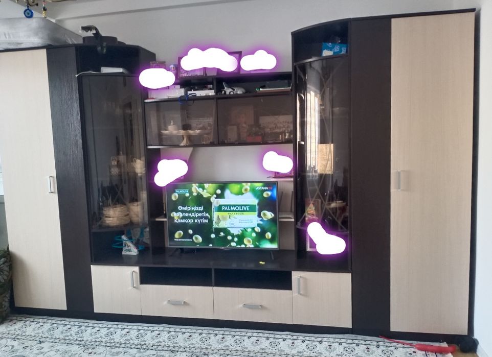 Продам гостинны шкаф