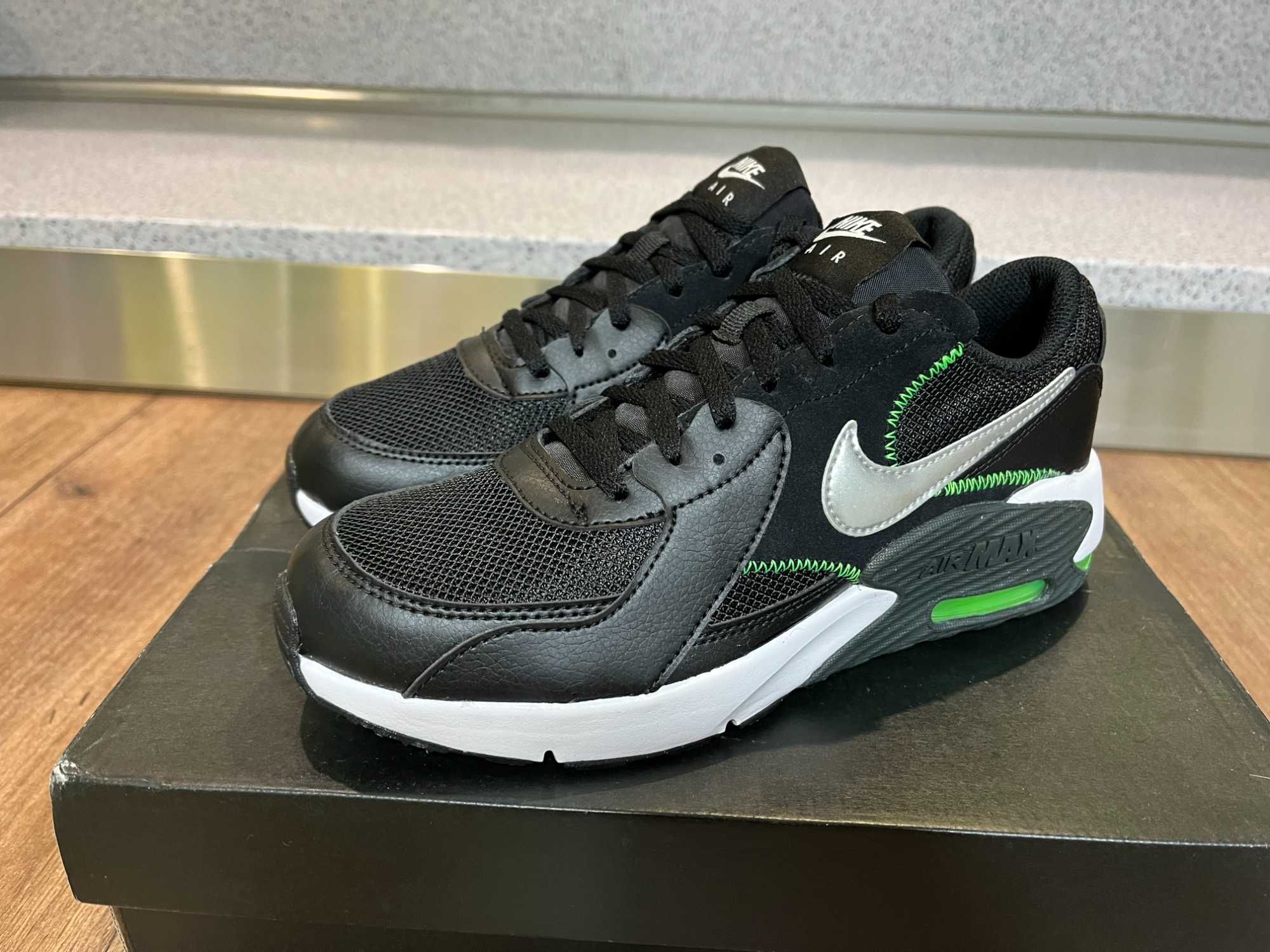 ОРИГИНАЛНИ *** Nike Air Max Excee GS 'Black Green Strike'