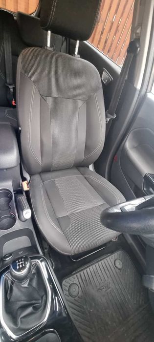 Ford Fiesta 2016 - 99500 km, intr-o stare impecabila,primul proprietar