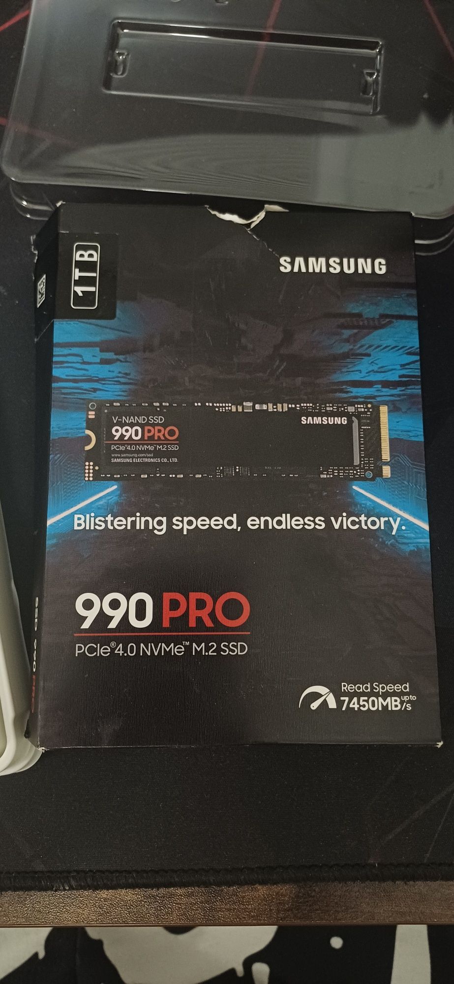 Продавам SSD на Samsung 990 pro като нов