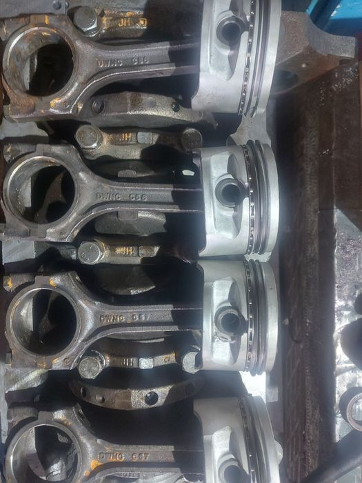 Ремонт ДВС легковых автомобилей .