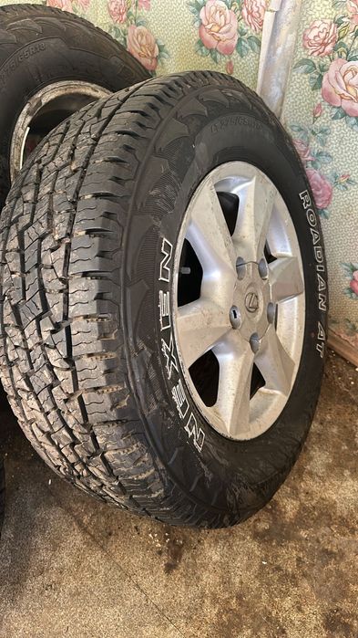 Комплект дисков с резиной