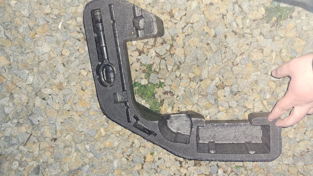 Suport polistiren kit pană Audi A4 B8