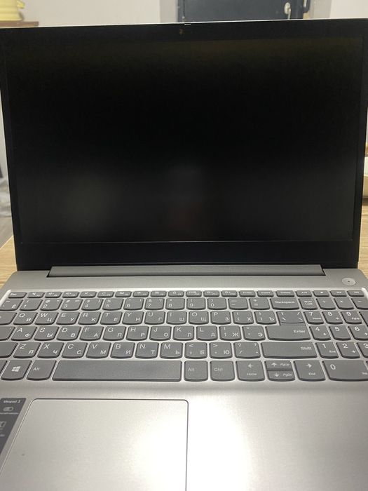 Срочно продаю Lenovo i5-10 поколения