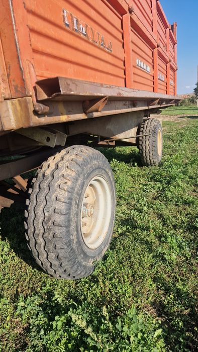 Remorca basculabila 3 părți