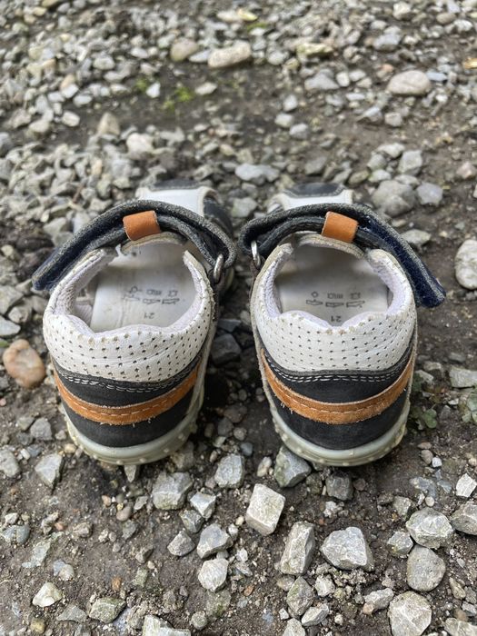 Vand sandale piele marimea 21