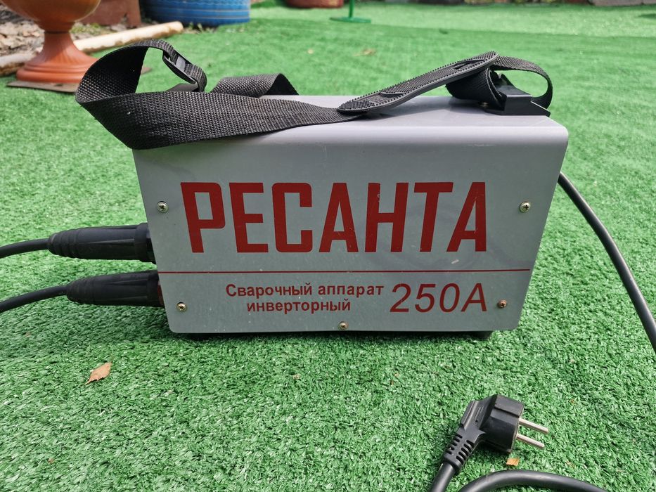 Продам новую Ресанта 250А