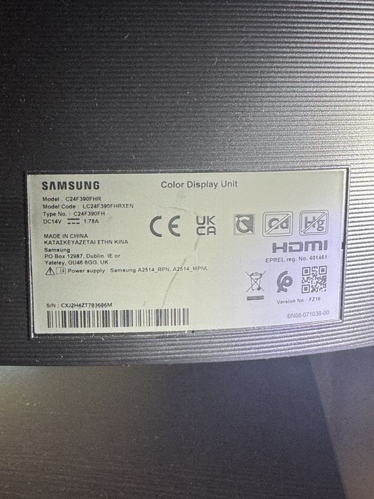 Monitor curbat samsung C24F390FHR
