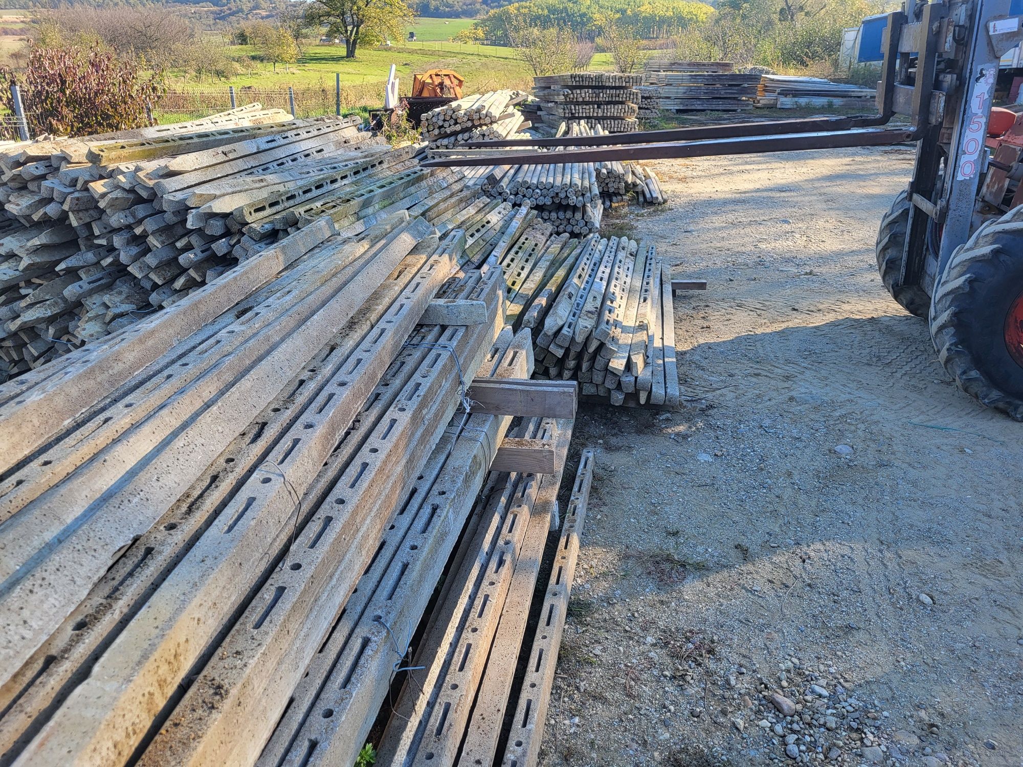 Stalpi din beton