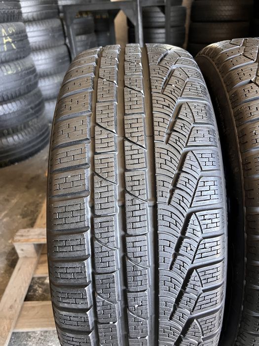 2 anvelope iarna ca NOI 235/55/18 , Pirelli , DOT 2022 , 8.2 mm