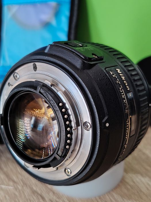 Nikor 50mm f 1.4 + filtre UV, FLD, CPL