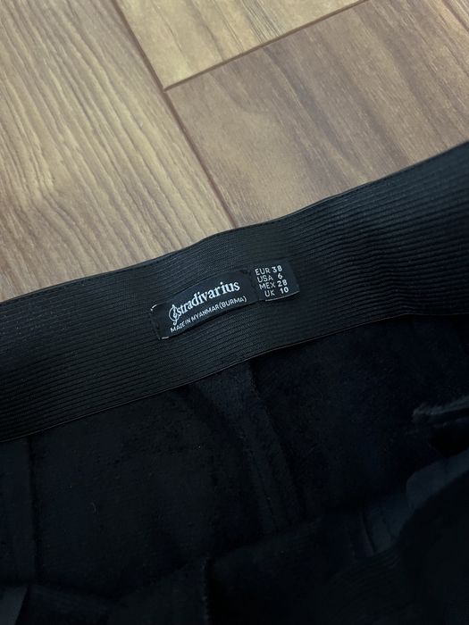 Кожен панталон Stradivarius