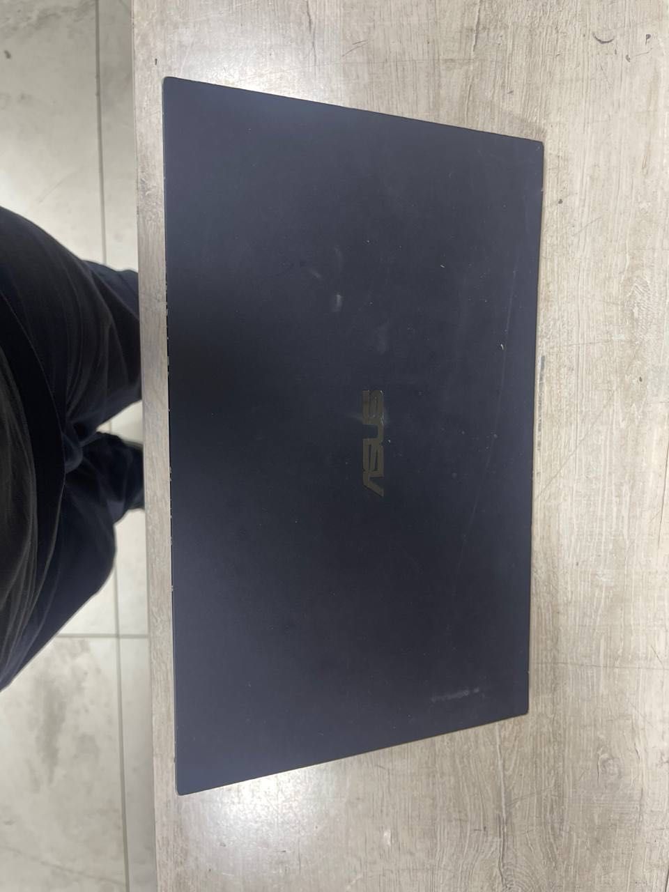 Asus expertbook i5