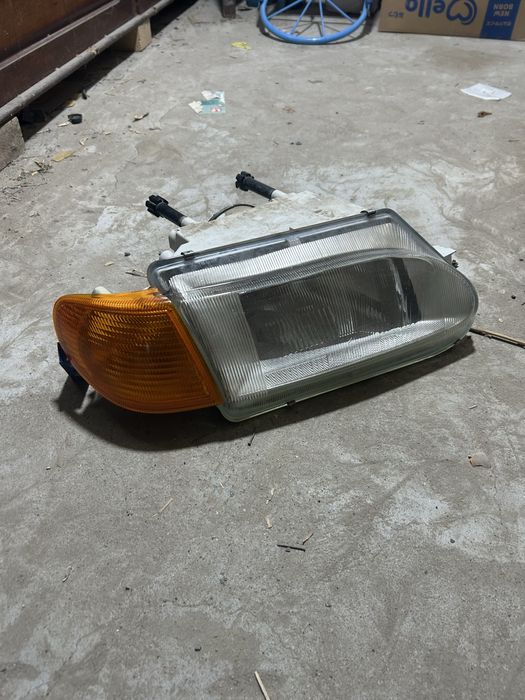 Дверные карты и фара 2114