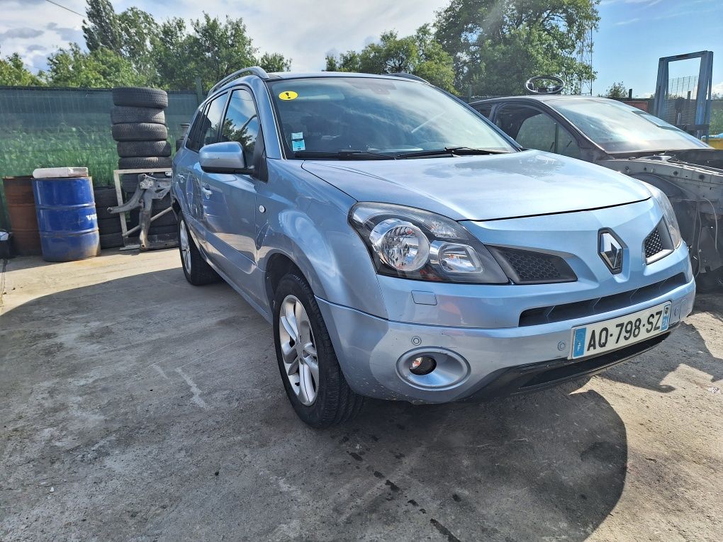 Dezmembrez Renault Koleos