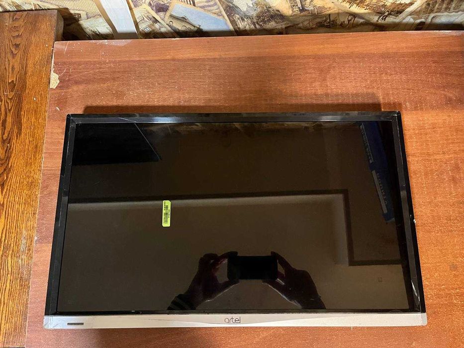 Телевизор Artel 24 LED 9000 Б/У  (12 Вольт (Volt))