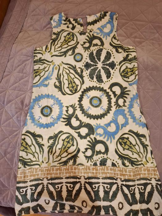 Лятна рокля без ръкави