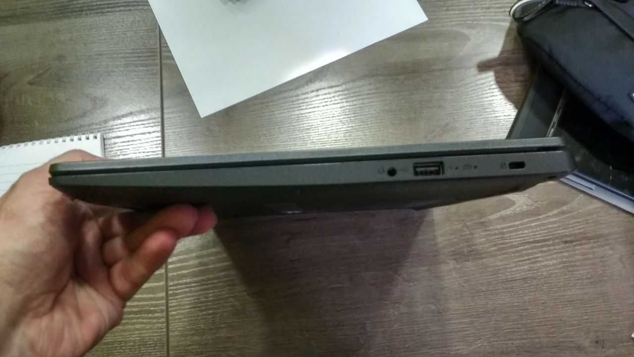 ноутбук Acer Aspire 3