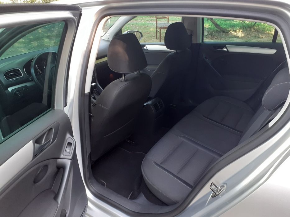 Vând Volkswagen Golf 16Tdi