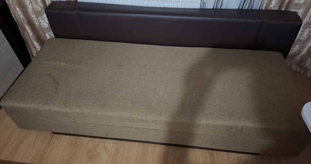 Donez canapea extensibila și saltea 160*200 cm