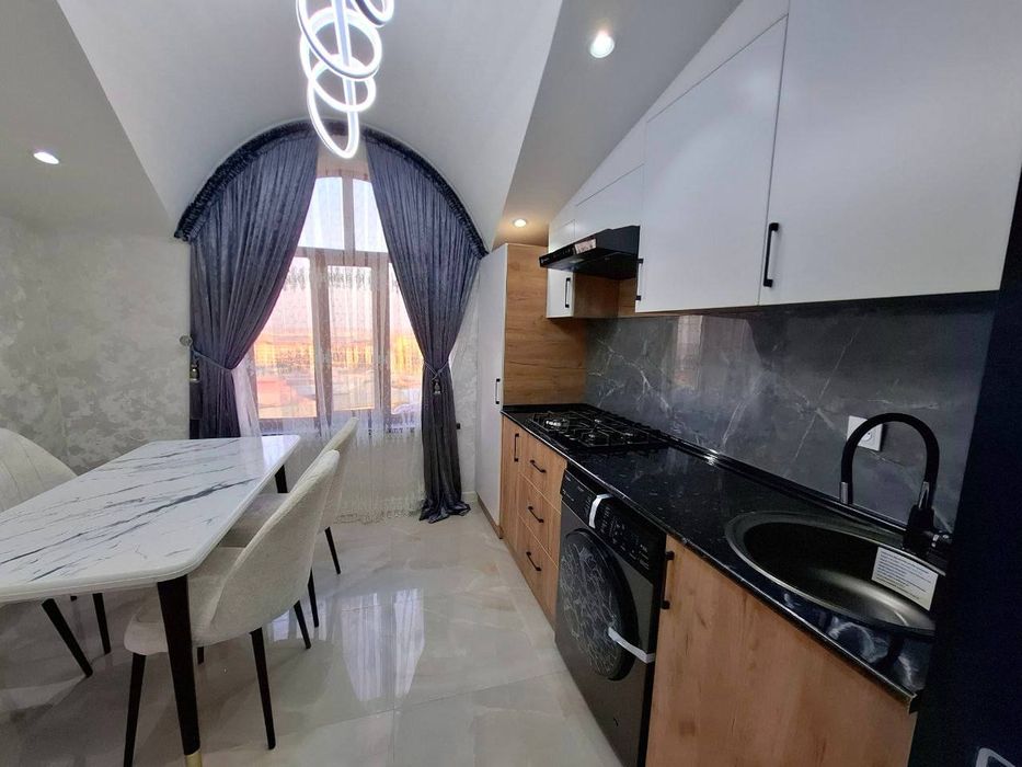 Продаётся  3х комнатная квартира