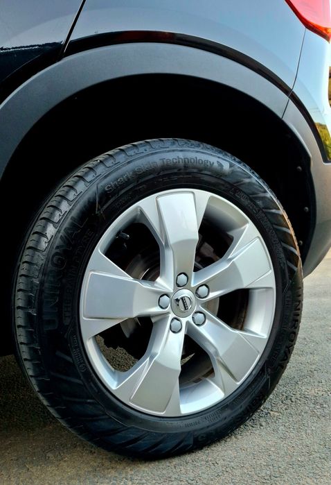 Jante Originale Volvo 18'' XC40 XC60 S60 V60 + Anvelope Vara DOT 2023