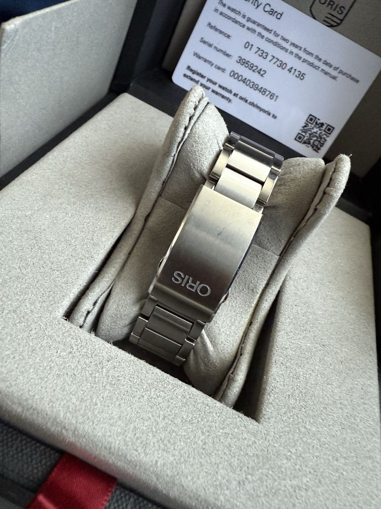 Oris Aquis 43.5MM