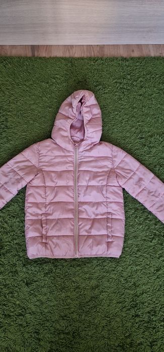 Олекотено яке за момиче