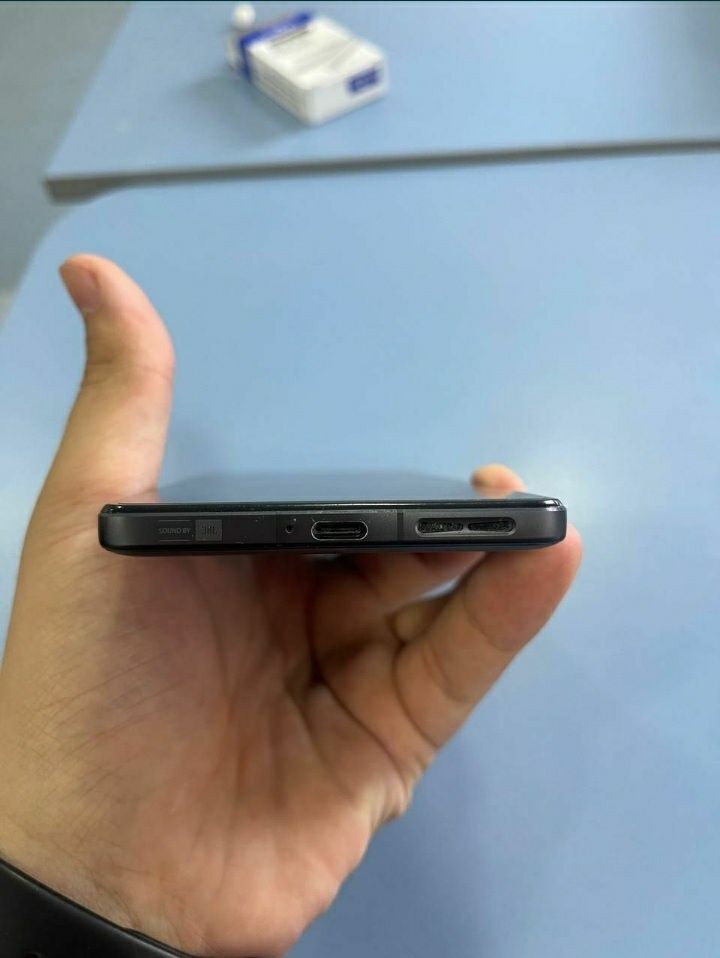 Redmi K50 yangi karopka dokment