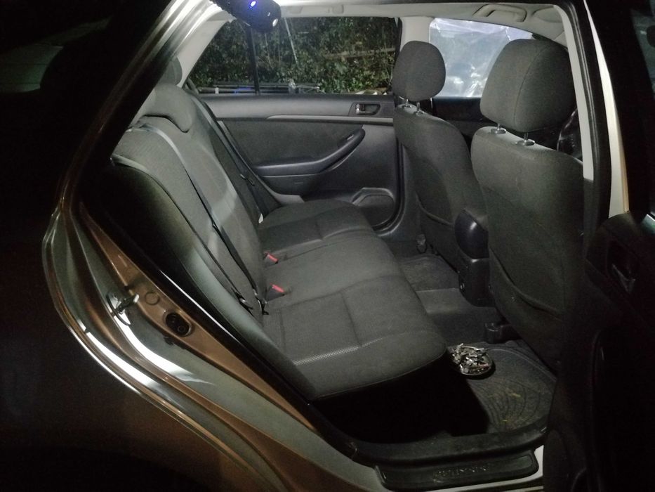 Toyota avensis на части