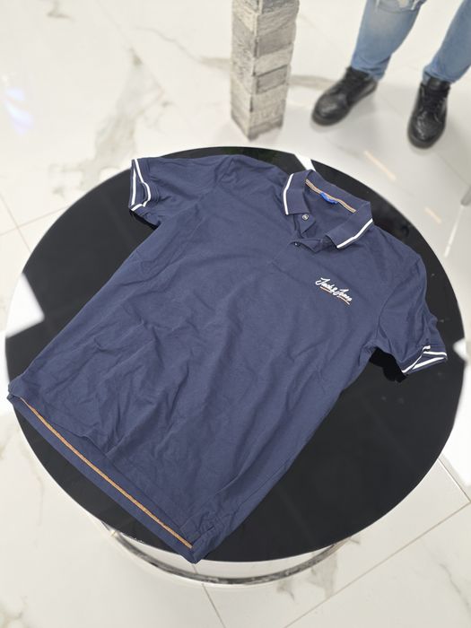 Синя тениска на Jack & Jones