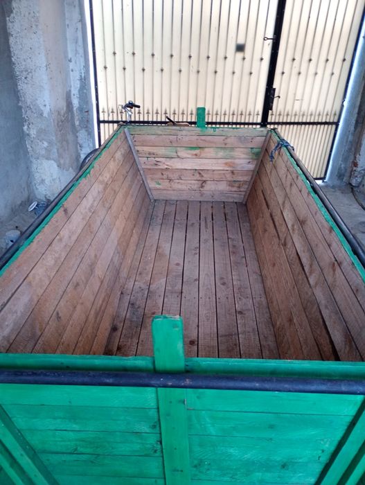 Remorca mono acxa lungime 3 metri cu sistem de frânare cu grup