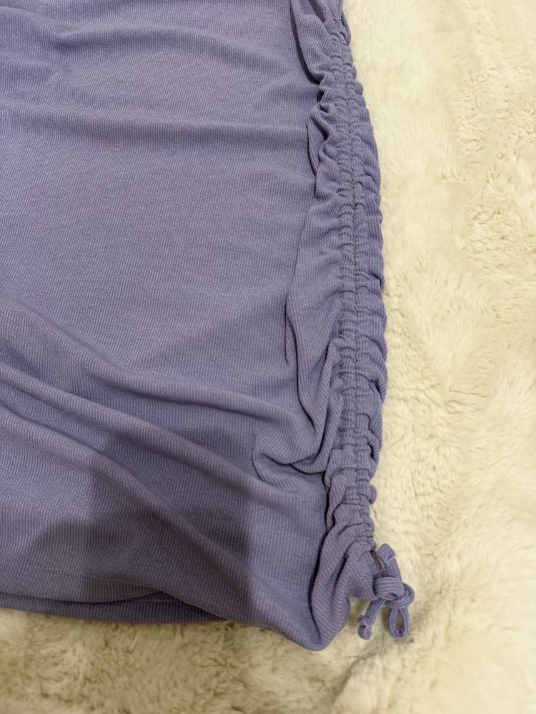 Къси роклички от Zara и от H&M.