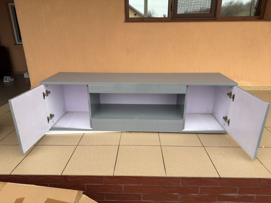 Vând comoda TV 160x40x45