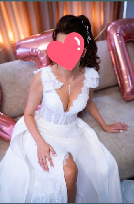 Rochie mireasa (cu trena detasabila)