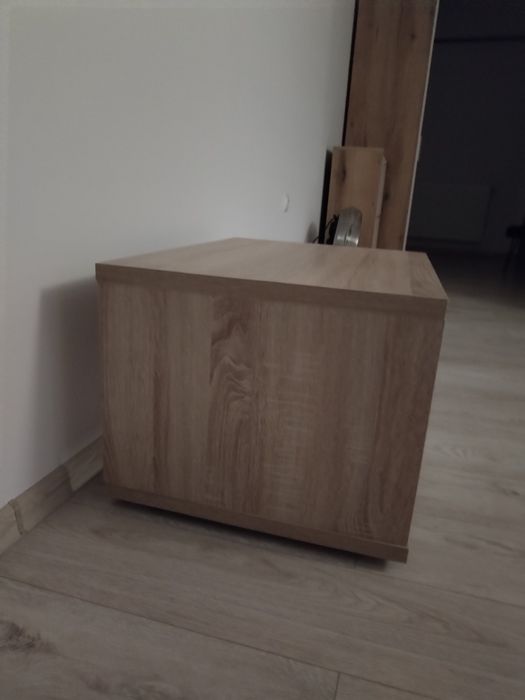 Vând măsuță de living