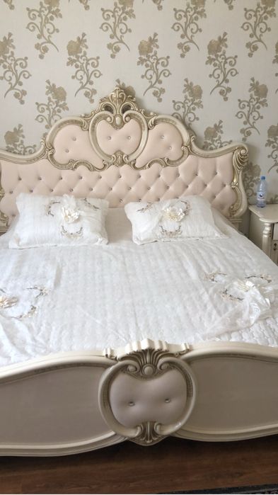 Спальный гарнитур Лорена