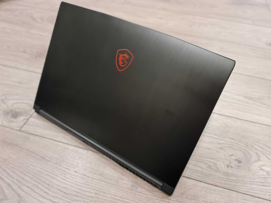 laptop gaming MSI ,intel core i7-8750H  ,video NVIDIA GTX, aluminiu