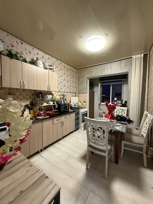 Продаётся 2х комнатная квартира Юнусабад 14 Квартал