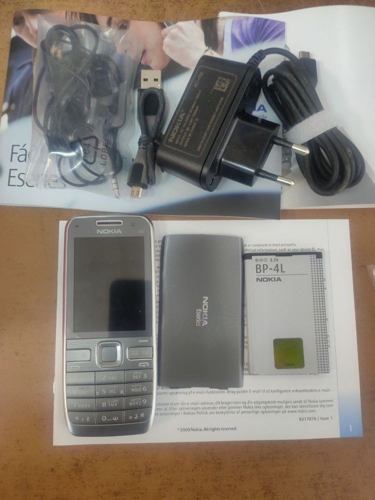 Nokia E52 (полный комплект)