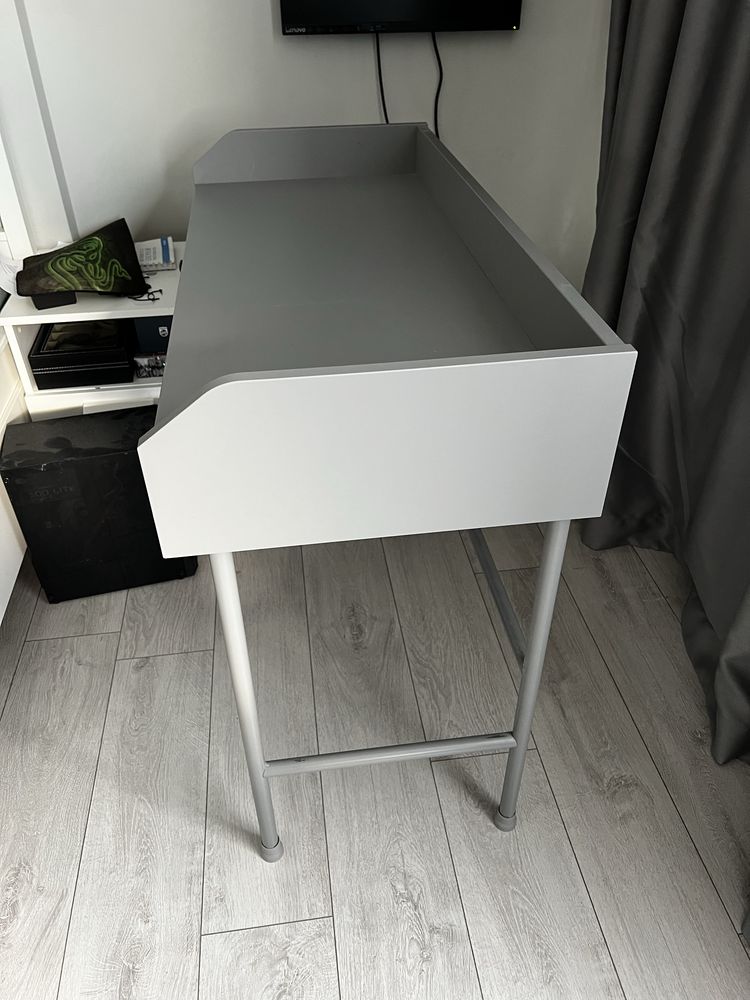 Бюро HAUGA IKEA 100/45/77 СИВО